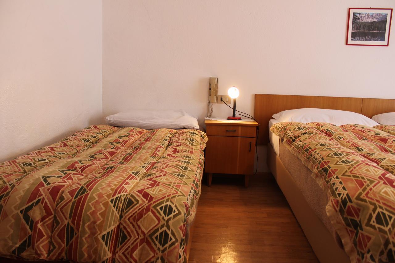 Garni Hirsch Hotel Canazei Kültér fotó
