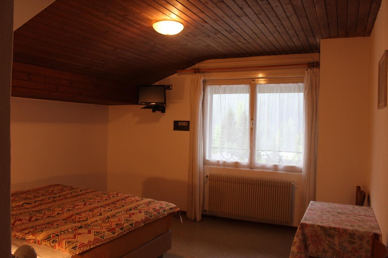 Garni Hirsch Hotel Canazei Kültér fotó